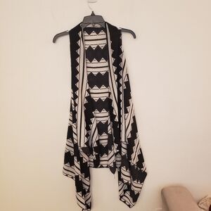 Janice Black/White Printed Scarf Vest One Size EUC